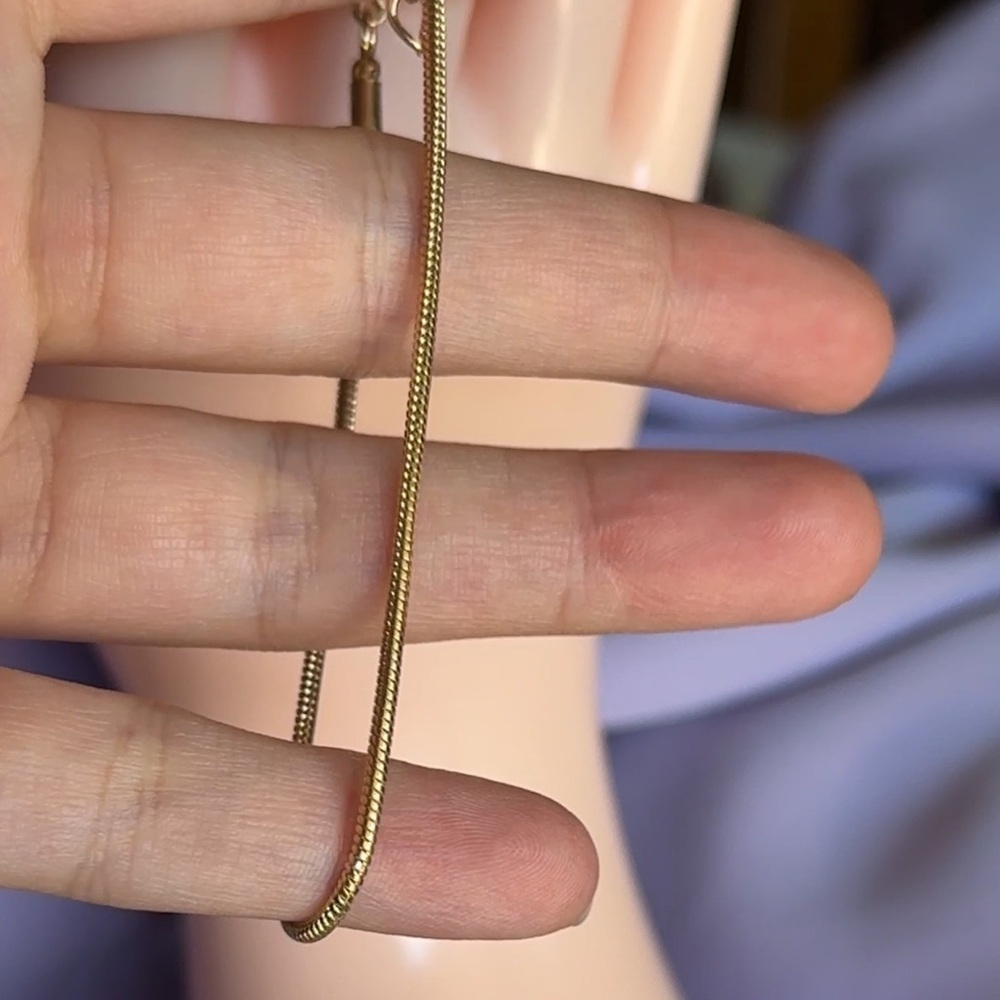 Gold Sleek Bracelet